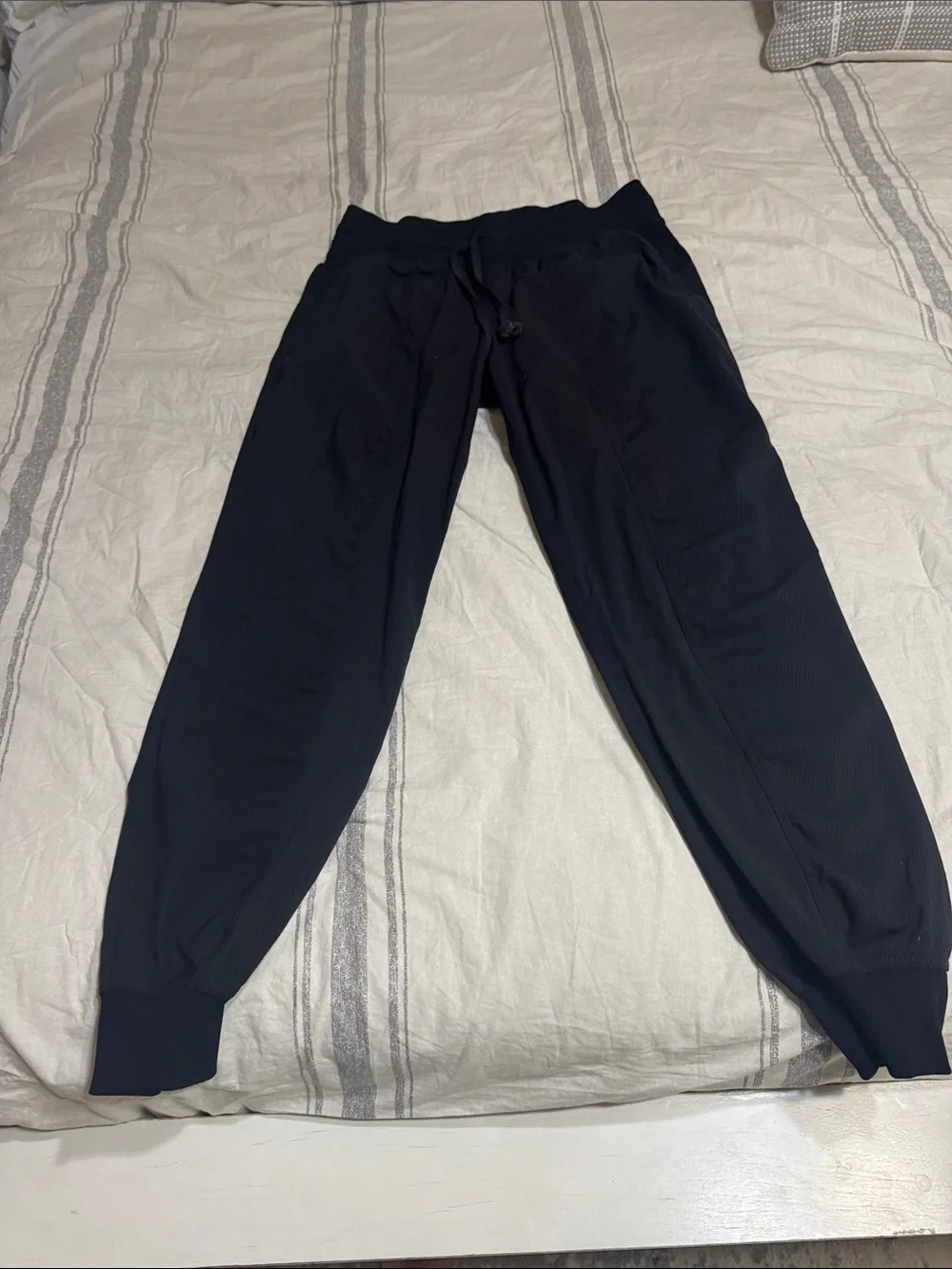 lululemon athletica Black Women’s Drawstring Jogger Pants
